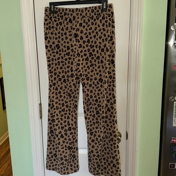 IMAN Leopard Cheetah Luxury Resort Palazzo Pants Vacation Cruise EUC Size Small - Picture 5 of 8